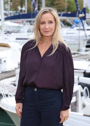 Catherine Marchal Photocall for the series *Ici tout commence* at the 28th edition of the La Rochelle TV Fiction Festival on September 19, 2026 Denis Guignebourg Bestimage Photocall for the series *Ici tout commence* at the 28th edition of the La Rochelle TV Fiction Festival on September 1, 2026, La Rochelle, France  Copyright: xDenisxGuignebourgx xBestimagexDenisxGuignebourgx xBestimagex