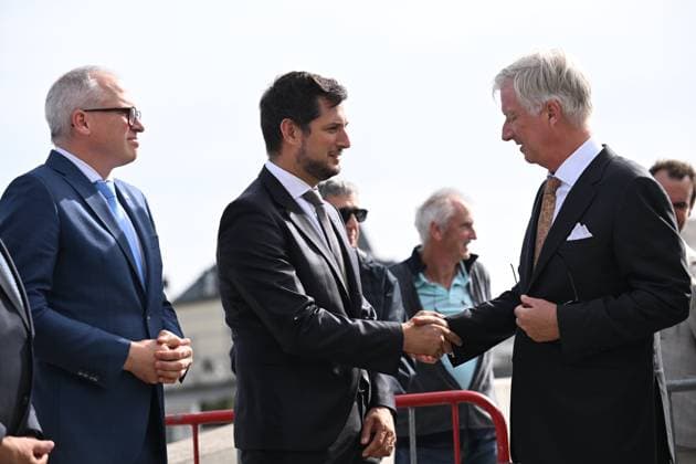 King Philippe is taking part in the Fêtes de Wallonie NAMUR, BELGIUM - SEPTEMBER 19 : King Philippe is taking part in the Fêtes de Wallonie, at which Flanders is, for the first time, the guest of honour (meeting the public, visiting the stalls, watching folk groups and attending the official Fêtes de Wallonie ceremony at the Théâtre Royal in Namur) on September 19, 2026 in Namur, Belgium, 19 09 2026 Namur Belgium  Copyright: xDidierxLebrunx
