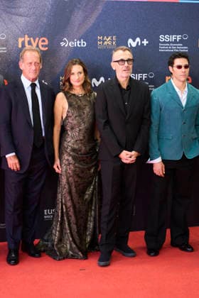 74th San Sebastian International Film Festival - The Miserables Red Carpet Camille Cottin, Vincent Lindon, Fred Cavaye, Tahar Rahim attended Les Miserables (The Miserables) Red Carpet during 74th San Sebastian International Film Festival at Kursaal Theatre on September 19, 2026 in Donostia San Sebastian, Spain Photo by ABACAPRESS.COM Donostia San Sebastian Euskadi Spain  Copyright: xABACAx