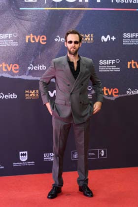 74th San Sebastian International Film Festival - The Miserables Red Carpet Benjamin Lavernhe attended Les Miserables (The Miserables) Red Carpet during 74th San Sebastian International Film Festival at Kursaal Theatre on September 19, 2026 in Donostia San Sebastian, Spain Photo by ABACAPRESS.COM Donostia San Sebastian Euskadi Spain  Copyright: xABACAx
