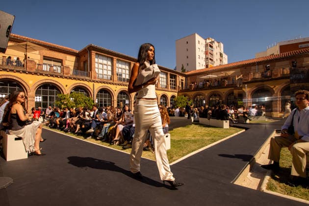 IPA88713834 - MADRID, SPAIN. SEPTEMBER 19, 2026: A model walks the runway showcasing a design by Cotes Isabel Is My Name Runway Show during Mercedes-Benz Fashion Week Madrid 2026 (MBFWMadrid) on September 18, 2026, in Madrid, Spain.  Copyright: xFrancescoxMilitelloxMirtox xx IPA88713834