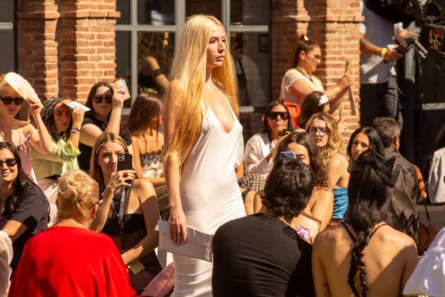 IPA88713778 - MADRID, SPAIN. SEPTEMBER 19, 2026: A model walks the runway showcasing a design by Cotes Isabel Is My Name Runway Show during Mercedes-Benz Fashion Week Madrid 2026 (MBFWMadrid) on September 18, 2026, in Madrid, Spain.  Copyright: xFrancescoxMilitelloxMirtox xx IPA88713778