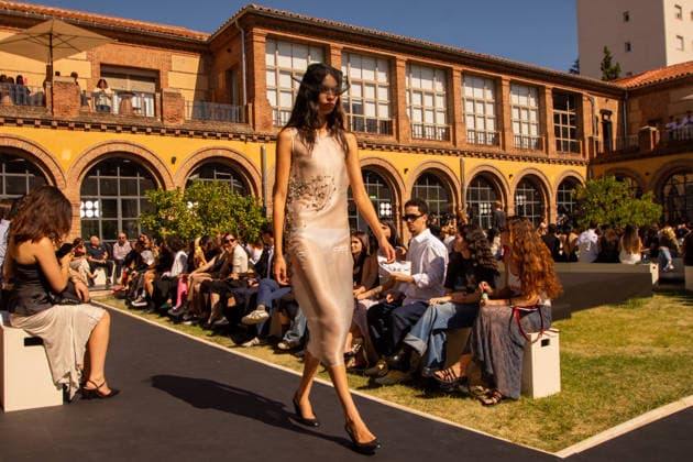 IPA88713850 - MADRID, SPAIN. SEPTEMBER 19, 2026: A model walks the runway showcasing a design by Cotes Isabel Is My Name Runway Show during Mercedes-Benz Fashion Week Madrid 2026 (MBFWMadrid) on September 18, 2026, in Madrid, Spain.  Copyright: xFrancescoxMilitelloxMirtox xx IPA88713850