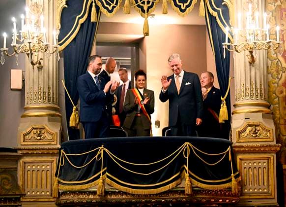 King Philippe is taking part in the Fêtes de Wallonie NAMUR, BELGIUM - SEPTEMBER 19 : King Philippe is taking part in the Fêtes de Wallonie, at which Flanders is, for the first time, the guest of honour (meeting the public, visiting the stalls, watching folk groups and attending the official Fêtes de Wallonie ceremony at the Théâtre Royal in Namur). In the presence of Minister Maxime Prevot on September 19, 2026 in Namur, Belgium, 19 09 2026 Namur Belgium  Copyright: xDidierxLebrunx