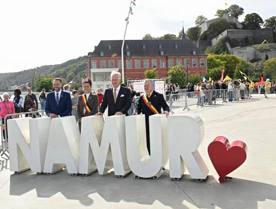 King Philippe is taking part in the Fêtes de Wallonie NAMUR, BELGIUM - SEPTEMBER 19 : King Philippe is taking part in the Fêtes de Wallonie, at which Flanders is, for the first time, the guest of honour (meeting the public, visiting the stalls, watching folk groups and attending the official Fêtes de Wallonie ceremony at the Théâtre Royal in Namur) on September 19, 2026 in Namur, Belgium, 19 09 2026 Namur Belgium  Copyright: xDidierxLebrunx