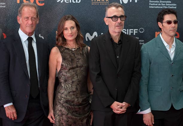 Camille Cottin, Vincent Lindon, Fred Cavayé, and Tahar Rahim — Screening of *Les Misérables* during the 74th San Sebastián International Film Festival (SSIFF) at the Kursaal Palace in San Sebastián on September 19, 2026. Unknown San Sebastián  Copyright: xLALOxYASKYx xBESTIMAGExLALOxYASKYx xBESTIMAGEx