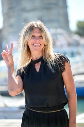 La Rochelle TV Fiction Festival 2026 Photocall September 19, 28th La Rochelle TV Fiction Festival 28th edition of the La Rochelle TV Fiction Festival Photocall for Triple Je by Sabrina Marteelo 459780 September 19, 2026 France  Copyright: xBarbaraxNeymanx xStarfacex STAR_459780_284