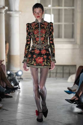 Annie s Spring Summer 2027 at London Fashion Week A model walks the runway during the Annie s Spring Summer 2027 show at London Fashion Week, London, UK, 18 September 2026., Credit:RAY LEUNG Raymond Leung Avalon UK, London  Copyright: xRAYxLEUNGx xRaymondxLeungx xAvalonx 1136411178