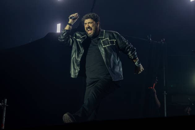 Antonio Orozco Concert at the Movistar Arena Singer Antonio Orozco during a performance at the Movistar Arena on September 19, 2026, in Madrid, Spain. Orozco is presenting this concert as part of The Tour of a Lifetime, a tour that combines his greatest hits with new songs from his latest album, ‘De tiempo y oro’ SEPTEMBER 19, 2026 OROZCO CONCERT MUSIC MUSICIAN TOUR Madrid Madrid, Spain  Copyright: xRicardoxRubiox 7786996
