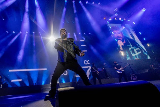 Antonio Orozco Concert at the Movistar Arena Singer Antonio Orozco during a performance at the Movistar Arena on September 19, 2026, in Madrid, Spain. Orozco is presenting this concert as part of The Tour of a Lifetime, a tour that combines his greatest hits with new songs from his latest album, ‘De tiempo y oro’ SEPTEMBER 19, 2026 OROZCO CONCERT MUSIC MUSICIAN TOUR Madrid Madrid, Spain  Copyright: xRicardoxRubiox 7787012