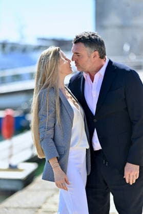 La Rochelle Triple Je Photocall FC Claire Francisci and Arnaud Ducret attends the Triple Je Photocall at the 28th La Rochelle Fiction Festival on September 19, 2026 in La Rochelle, France..Photo by Franck Castel ABACAPRESS.COM La Rochelle  Copyright: xCastelxFranck ABACAx