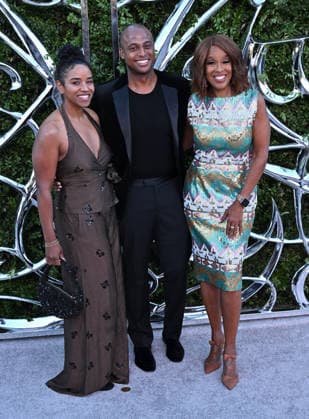 Lucas Museum of Narrative Art Opening Night Elise Smith, William Bumpus Jr. and Gayle King arriving at the Lucas Museum of Narrative Art opening night held at the Lucas Museum of Narrative Art in Los Angeles, Ca. on September 19, 2026. Los Angeles Lucas Museum of Narrative Art California USA Copyright: xStarbuck xAFF-USA.COMx