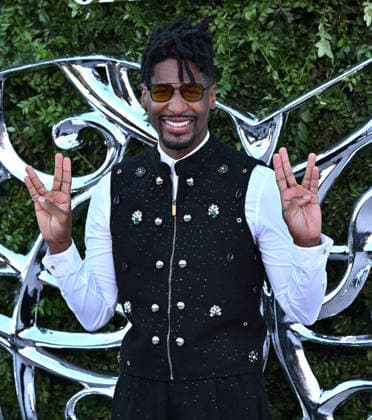 Lucas Museum of Narrative Art Opening Night Jon Batiste arriving at the Lucas Museum of Narrative Art opening night held at the Lucas Museum of Narrative Art in Los Angeles, Ca. on September 19, 2026. Los Angeles Lucas Museum of Narrative Art California USA Copyright: xStarbuck xAFF-USA.COMx