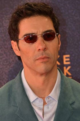 74th San Sebastian Film Festival Red Carpet, September 19 74th SSIFF 74th SAN SEBASTIAN International Film Festival LES MISERABLES Red Carpet Tahar Rahim awaits the screening of *Les Misérables* Photos by Thomas Bohlen Starface 459783 2026 09 19 San Sebastián, Spain  Copyright: xThomasxBohlenx STAR_459783_076