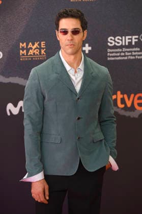 Tahar Rahim at the premiere of the film *Les Misérables* at the 74th San Sebastián International Film Festival (Festival Internacional de Cine de San Sebastián) at the Kursaal in San Sebastián, September 19, 2026 Foto:xC.xNiehausx xFuturexImagex miserables_6902