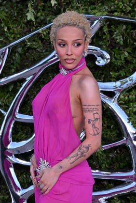 Lucas Museum of Narrative Art Opening Night Doja Cat arriving at the Lucas Museum of Narrative Art opening night held at the Lucas Museum of Narrative Art in Los Angeles, Ca. on September 19, 2026. Los Angeles Lucas Museum of Narrative Art California USA Copyright: xStarbuck xAFF-USA.COMx