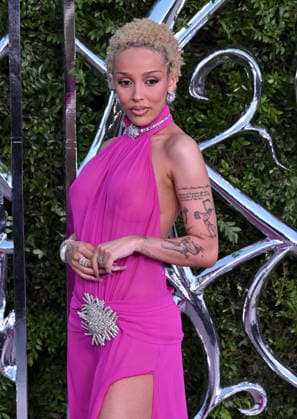 Lucas Museum of Narrative Art Opening Night Doja Cat arriving at the Lucas Museum of Narrative Art opening night held at the Lucas Museum of Narrative Art in Los Angeles, Ca. on September 19, 2026. Los Angeles Lucas Museum of Narrative Art California USA Copyright: xStarbuck xAFF-USA.COMx