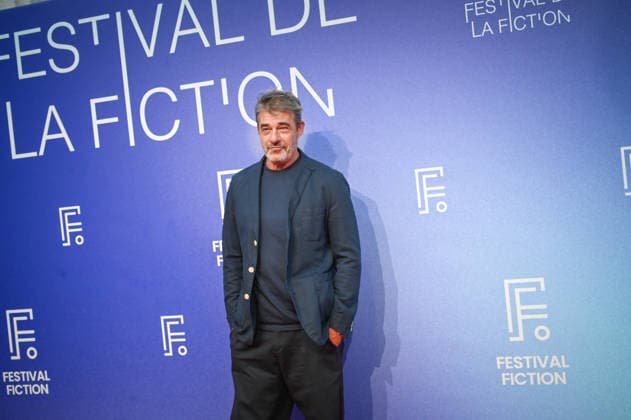 La Rochelle TV Fiction Festival 2026 Red Carpet, September 19, 28th La Rochelle TV Fiction Festival 28th edition of the La Rochelle TV Fiction Festival Closing photocall Thierry Neuvic 459787 2026 09 19 France  Copyright: xBarbaraxNeymanx xStarfacex STAR_459787_045
