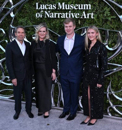 Lucas Museum of Narrative Art Opening Night Jeff Koons, Justine Koons, Kurt Koons and Scarlet Koons arriving at the Lucas Museum of Narrative Art opening night held at the Lucas Museum of Narrative Art in Los Angeles, Ca. on September 19, 2026. Los Angeles Lucas Museum of Narrative Art California USA Copyright: xStarbuck xAFF-USA.COMx