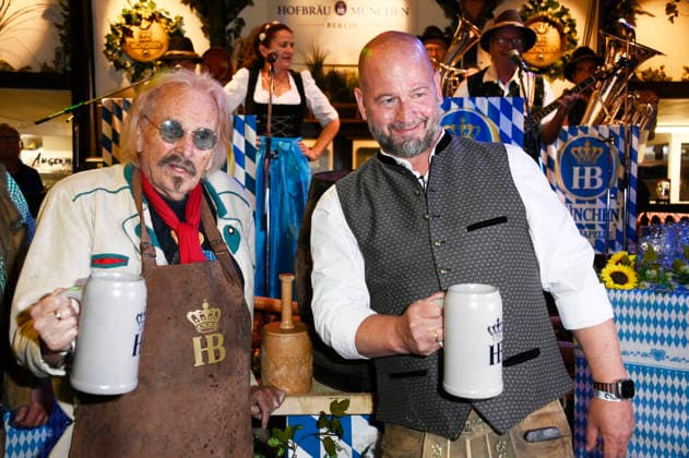 Frank Zander and Björn Schwarz at the Oktoberfest 2026 keg-tapping ceremony at Hofbräu Berlin, Berlin, September 19, 2026 Foto:xN.xKubelkax xFuturexImagex fassanstich_berlin_6937