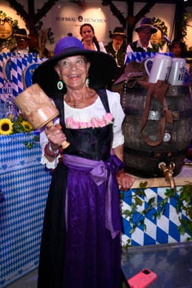 Barbara Engel at the Oktoberfest 2026 keg-tapping ceremony at Hofbräu Berlin, Berlin, September 19, 2026 Foto:xN.xKubelkax xFuturexImagex fassanstich_berlin_6945