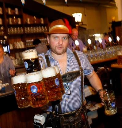 Highlights: O™zapft is Part Two—Tapping the First Keg with Frank Zander at the Oktoberfest at the Hofbräuhaus Berlin
