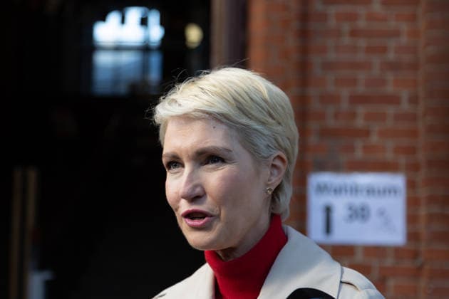 Mecklenburg-Western Pomerania s Minister-President Manuela Schwesig casts her ballot in Schwerin SCHWERIN, GERMANY - SEPTEMBER 20: Mecklenburg-Western Pomerania s Minister-President Manuela Schwesig arrives at a polling station at VHS Schwerin in Schwerin, Germany, on September 20, 2026, to vote in the state election. Somaya Abdelrahman Anadolu Schwerin Germany. Editorial use only. Please get in touch for any other usage.  Copyright: x2026xAnadoluxSomayaxAbdelrahmanx