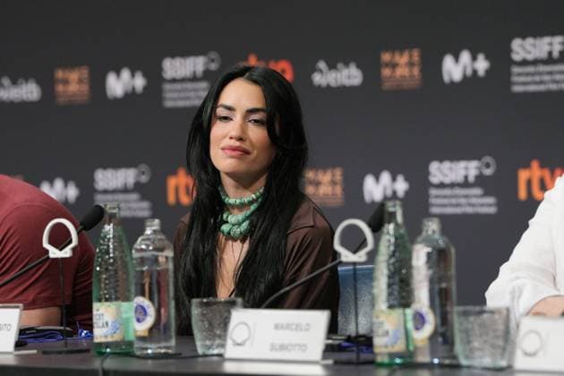 Lali Espósito Presents *Glaxo* at the San Sebastián Film Festival Actress Lali Espósito speaks with the media during the presentation of the film *Glaxo* as part of the 74th edition of the San Sebastián Film Festival, on September 20, 2026, in San Sebastián, Guipúzcoa, Basque Country, Spain. The film, directed by Benjamín Naishtat and starring Lali Espósito, Marcelo Subiotto, and Esteban Bigliardi, is based on the novel of the same name by Hernán Ronsino. SEPTEMBER 20, 2026 San Sebastián, Guipúzcoa, Basque Country, Spain Copyright: xUnanuex 7787868
