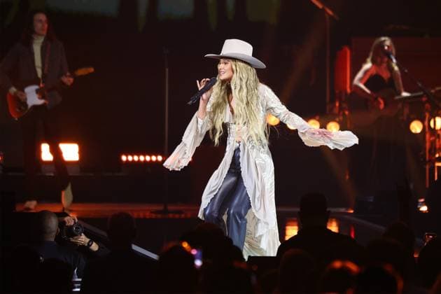 Lainey Wilson inside for iHeartRadio Music Festival Presented by Capital One 2026 - SAT, T-Mobile Arena, Las Vegas, NV, September 19, 2026. Photo By: JA Everett Collection iHeartRadio Music Festival Presented by Capital One 2026 - SAT PUBLICATIONXNOTxINxCANxCHNxFRAxITAxJPNxNORxPOLxRUSxESPxUKxUSA