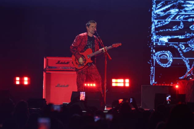 Matt Bellamy of Muse performs on stage during the iHeartRadio Music Festival Concerts at T-Mobile Arena in Las Vegas, Nevada on Saturday, September 19, 2026.  LAV20260919021 JAMESxATOA