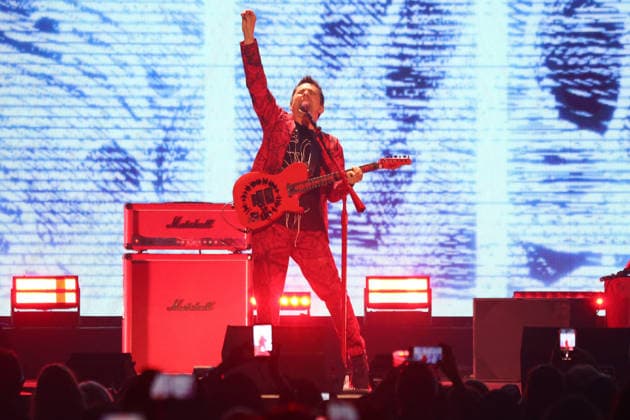 Matt Bellamy of Muse performs on stage during the iHeartRadio Music Festival Concerts at T-Mobile Arena in Las Vegas, Nevada on Saturday, September 19, 2026.  LAV20260919022 JAMESxATOA