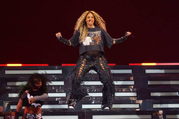 Ciara performs on stage during the iHeartRadio Music Festival Concerts at T-Mobile Arena in Las Vegas, Nevada on Saturday, September 19, 2026.  LAV20260919054 JAMESxATOA