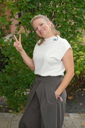ZDF Fernsehgarten 2026: Musician Caro Fux at the ZDF Fernsehgarten, themed Oktoberfest, on September 20, 2026, in Mainz, Rhineland-Palatinate