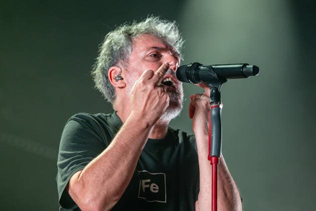 Iván Ferreiro Concert at the Movistar Arena Singer Iván Ferreiro during his concert at the Movistar Arena on September 20, 2026, in Madrid, Spain. The Galician musician is celebrating 35 years in the music business with the Hoy por ayer tour, in which he revisits the most iconic songs of his career, from his early days with Los Piratas to the present. SEPTEMBER 20, 2026 Madrid, Spain  Copyright: xRicardoxRubiox 7788842