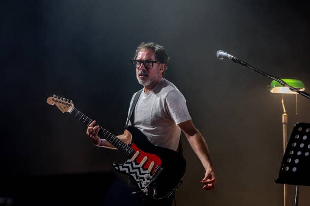 Iván Ferreiro Concert at the Movistar Arena Singer Iván Ferreiro during his concert at the Movistar Arena on September 20, 2026, in Madrid, Spain. The Galician musician is celebrating 35 years in the music business with the Hoy por ayer tour, in which he revisits the most iconic songs of his career, from his early days with Los Piratas to the present. SEPTEMBER 20, 2026 Madrid, Spain  Copyright: xRicardoxRubiox 7788849