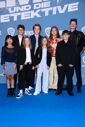 Ai Vy Bui, Nicholas Jonah Peter, Bela Louis Plass, Camille Moltzen, Lara Toni Lüdders, Zahide Kayaci, Kilian Kasa, and Merlin Sandmeyer at the premiere of the movie *Emil and the Detectives* at the KulturBrauerei Berlin cinema, September 20, 2026 Foto:xN.xKubelkax xFuturexImagex emil_6948