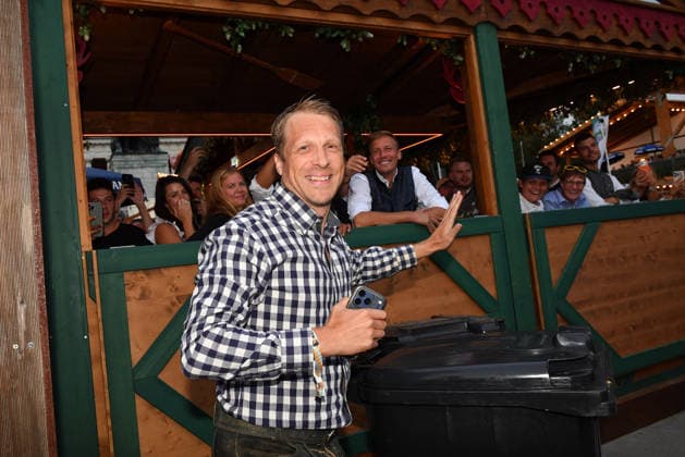 Oliver Pocher at the Almauftrieb event at Oktoberfest on September 20, 2026, in Munich Oliver Pocher during the 2026 Oktoberfest in front of the Almauftrieb at Theresienwiese on September 20, 2026 in Munich, Germany Oktoberfest Almauftrieb in Munich