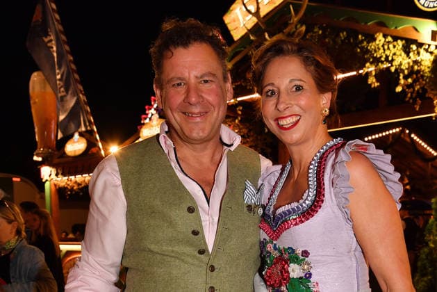 Andreas Meister and Lola Paltinger during the 2026 Oktoberfest in front of the Almauftrieb at Theresienwiese on September 20, 2026, in Munich, Germany; Oktoberfest: the Almauftrieb at Theresienwiese in Munich, Germany