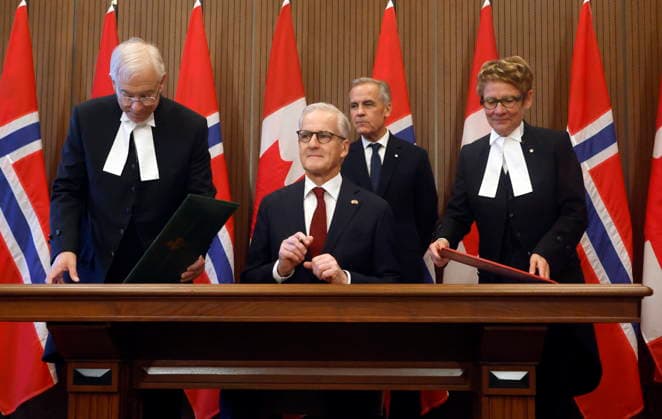 September 20, 2026, Ottawa, On, CANADA: Prime Minister of Norway Jonas Gahr Store takes part in a signing ceremony as Prime Minister Mark Carney, Speaker of the House of Commons Francis Scarpaleggia and Speaker of the Senate Raymonde Gagne look on, on Parliament Hill in Ottawa on Sunday, Sept. 20, 2026. Ottawa CANADA  - ZUMAc35_ 20260920_zaf_c35_188 Copyright: xPatrickxDoylex