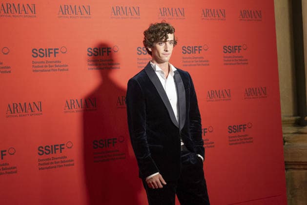 Premiere of the film La bola negra at the 74th San Sebastian International Film Festival SAN SEBASTIAN, SPAIN - SEPTEMBER 20: Spanish singer-songwriter and guitarist Guitarricadelafuente poses on the red carpet for the presentation of the Spanish film La bola negra, a contender for the Best International Feature Film category at the Oscars, during the 74th San Sebastian International Film Festival in San Sebastian, Spain, on September 20, 2026. Javi Julio Anadolu San Sebastian Spain. Editorial use only. Please get in touch for any other usage.  Copyright: x2026xAnadoluxJavixJuliox