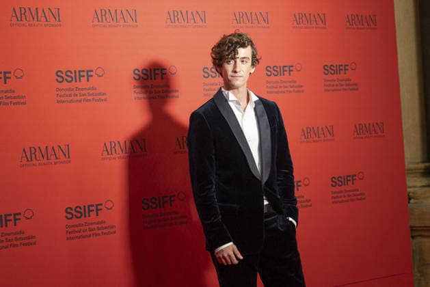 Premiere of the film La bola negra at the 74th San Sebastian International Film Festival SAN SEBASTIAN, SPAIN - SEPTEMBER 20: Spanish singer-songwriter and guitarist Guitarricadelafuente poses on the red carpet for the presentation of the Spanish film La bola negra, a contender for the Best International Feature Film category at the Oscars, during the 74th San Sebastian International Film Festival in San Sebastian, Spain, on September 20, 2026. Javi Julio Anadolu San Sebastian Spain. Editorial use only. Please get in touch for any other usage.  Copyright: x2026xAnadoluxJavixJuliox