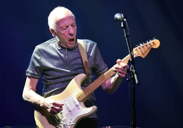 Robin Trower on stage for Robin Trower in Concert, Center Stage, Atlanta, GA, September 20, 2026. Photo By: Derek Storm Everett Collection Robin Trower in Concert PUBLICATIONXNOTxINxCANxCHNxFRAxITAxJPNxNORxPOLxRUSxESPxUKxUSA