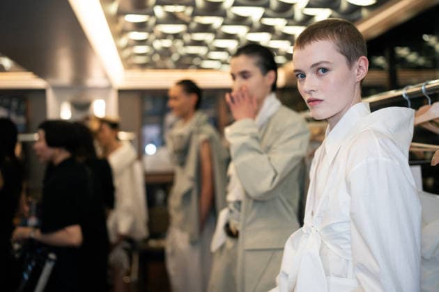 Model Backstage At Rory William Docherty Catwalk Show 2026 - London A model is seen backstage at the Rory William Docherty Catwalk Show 2026 in London, England on September 20, 2026. Photo by Lounis Tiar ABACAPRESS.COM London United Kingdom  Copyright: xLounisPhotography ABACAx