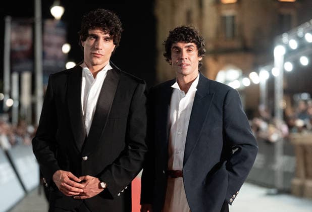 Javier Calvo and Javier Ambrossi at the premiere of the film *La Bola Negra* during the 74th San Sebastián International Film Festival (SSIFF) on September 20, 2026 ‘La Bola Negra’ screening during the 74th San Sebastián International Film Festival (SSIFF) at the Victoria Eugenia Theater in San Sebastián on September 20, 2026, San Sebastián, Spain  Copyright: xLALOxYASKYx xBESTIMAGExLALOxYASKYx xBESTIMAGEx