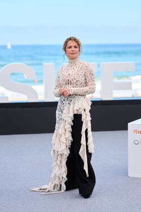 September 21, 2026, Madrid, Madrid, Spain: Dolores Fonzi attended Mis muertos tristes Photocall during 74th San Sebastian International Film Festival at Kursaal Palace on September 21, 2026 in Donostia San Sebastian, Spain Madrid Spain - ZUMAg15_ 20260921_zaf_g15_090 Copyright: xJackxAbuinx