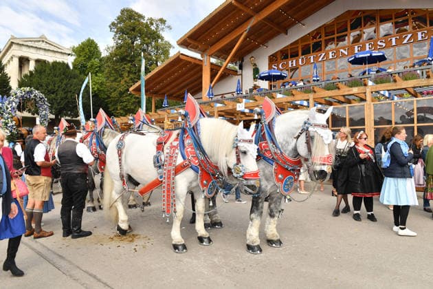 Horse Festival 2026 SixtWiesn 3 Days Theresienwiese Festival Tent Schützenfesthalle Oktoberfest Munich Sept. 21, 2026