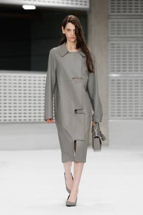 Mulberry by Christopher Kane Spring Summer 2027 Ready-to-Wear Collection Fashion Show during London Fashion Week on September 20, 2026 Mulberry by Christopher Kane Spring Summer 2027 Ready-to-Wear Collection Fashion Show at London Fashion Week on September 20, 2026 London, United Kingdom  Copyright: xAgencex xBestimagexAgencex xBestimagex