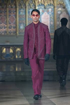 Varoin Marwah - Monarch LFW SS27 Catwalk Show Model Walks the Varoin Marwah - Monarch LFW SS27 show on the 17,09,2026 at St John s Hyde Park Hyde Park Crescent London W2 2QD, Credit:JIMMY JAMES Avalon UK, London  Copyright: xJIMMYxJAMESx xAvalonx 1137121916