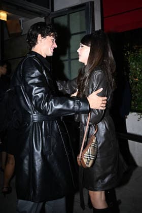 Hugo Dacquet, Sienna Spiro at the Burberry Spring Summer 2027 Ready-to-Wear Collection show during London Fashion Week (LFW) on September 21, 2026. Gedeon Taieb, Bestimage. Celebs at the Burberry Spring Summer 2027 Ready-to-Wear Collection show during London Fashion Week (LFW) on September 21, 2026, London, United Kingdom  Copyright: xGedeonxTaiebx xBestimagexGedeonxTaiebx xBestimagex