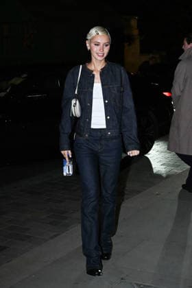 Iris Law at the Burberry Spring Summer 2027 Ready-to-Wear Collection show during London Fashion Week (LFW) on September 21, 2026. Gedeon Taieb, Bestimage. Celebrities at the Burberry Spring Summer 2027 Ready-to-Wear Collection show during London Fashion Week (LFW) on September 21, 2026, London, United Kingdom  Copyright: xGedeonxTaiebx xBestimagexGedeonxTaiebx xBestimagex